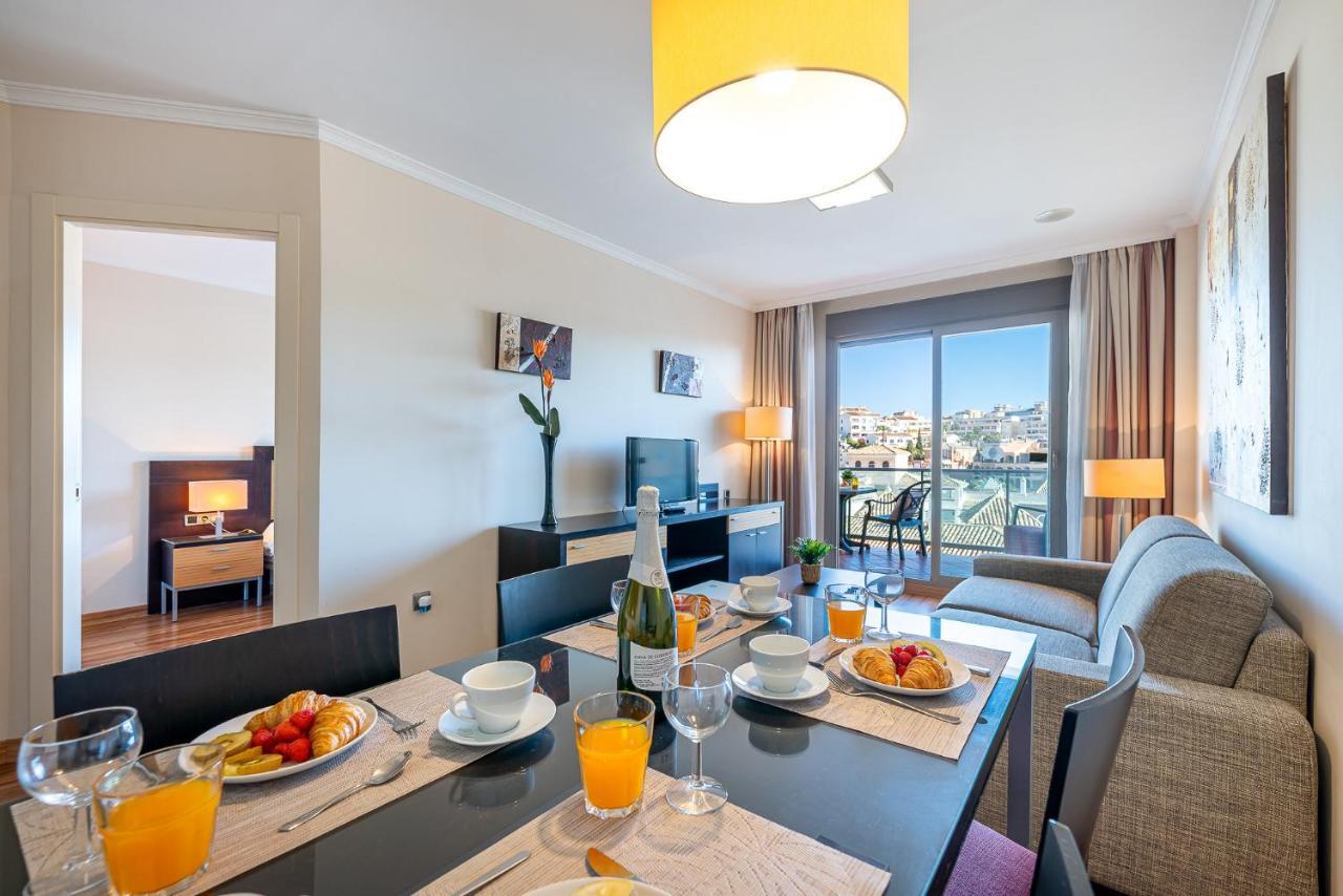 797 Holiday Rentals - Arcosur1- Moderno Apartamento Con Terraza Y Vistas Benalmádena Εξωτερικό φωτογραφία